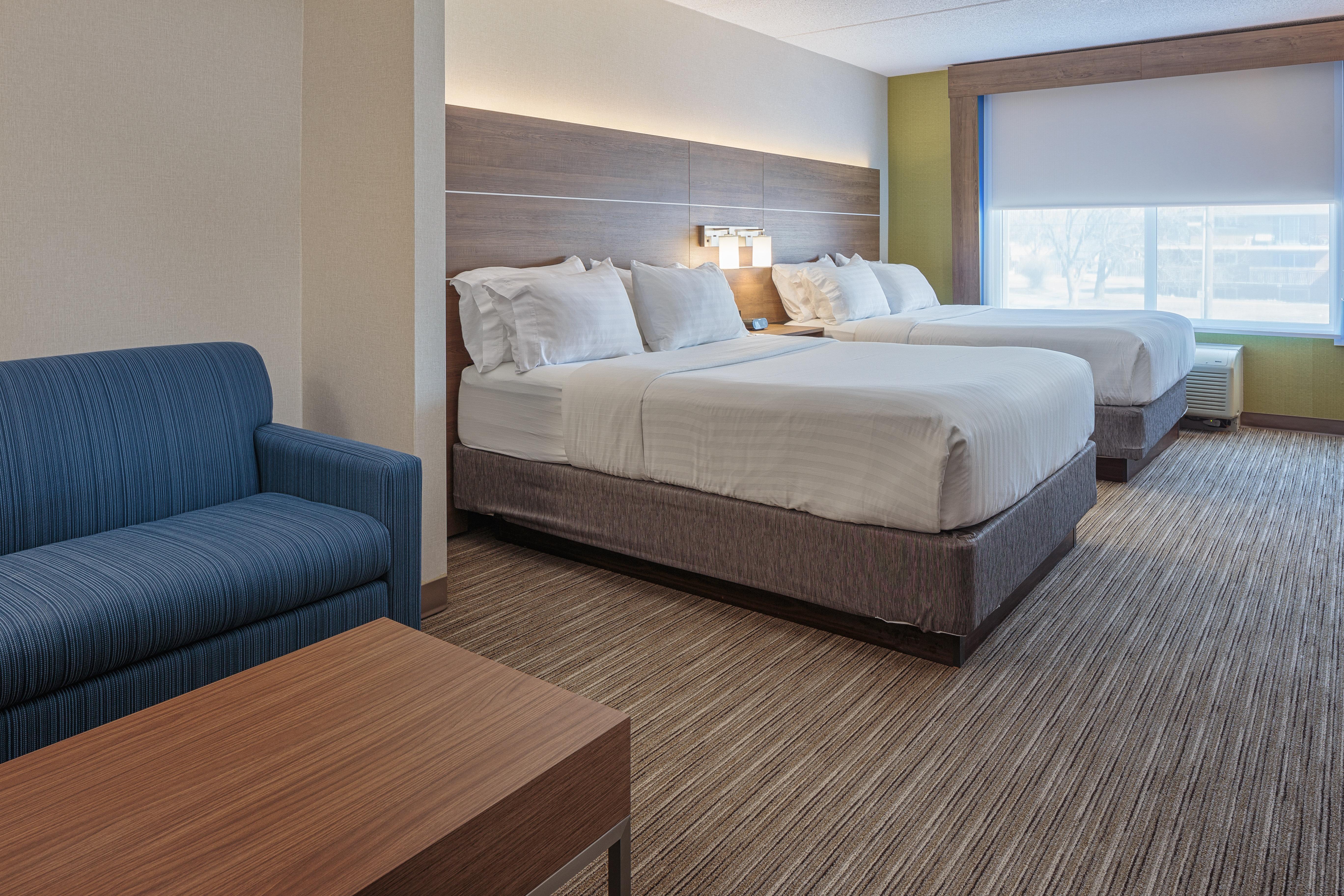 Holiday Inn Express & Suites - Belleville By Ihg Luaran gambar
