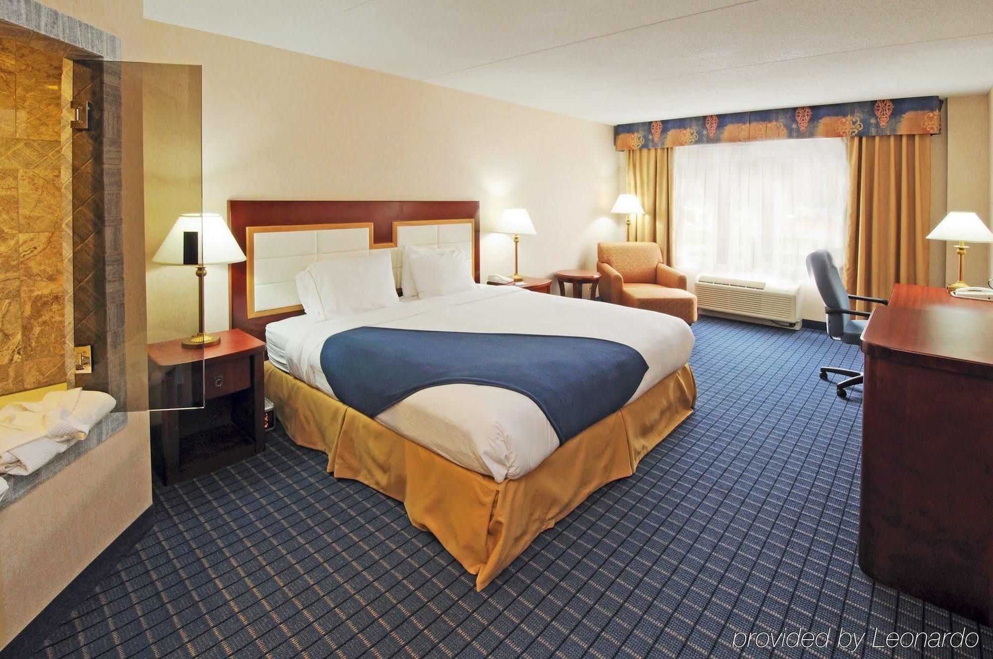 Holiday Inn Express & Suites - Belleville By Ihg Bilik gambar