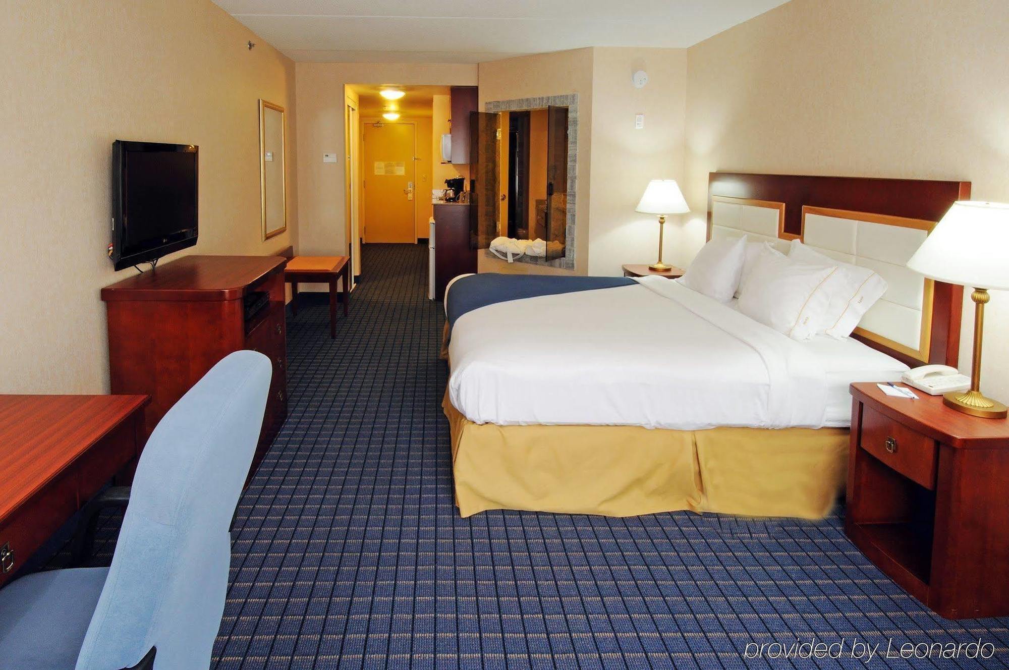 Holiday Inn Express & Suites - Belleville By Ihg Bilik gambar